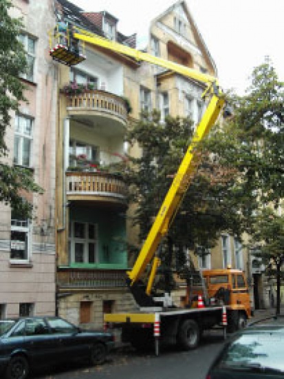 wynajem podnośnika koszowego